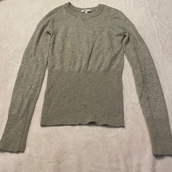 Vince | Light Gray Warm Cashmere Long-Sleeve Sweater - Picture 2 of 11